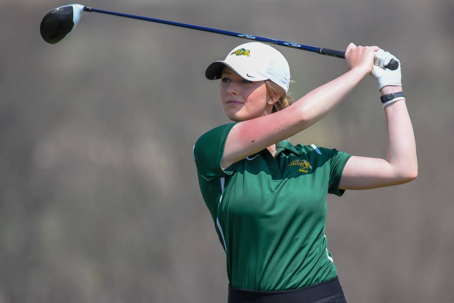 Are You A Bison Women's Golf Scholar?